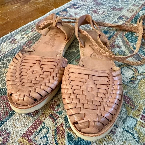 Braided Leather Huarache Sandals - Tan - Picture 4 of 6